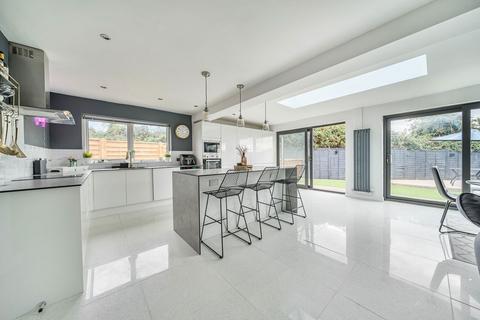 2 Clive Road, Cliffsend, Ramsgate, CT12 5EQ