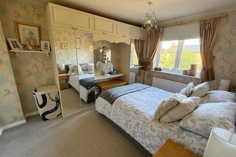 14 Scott Close, Bidford On Avon, Alcester, B50 4HY