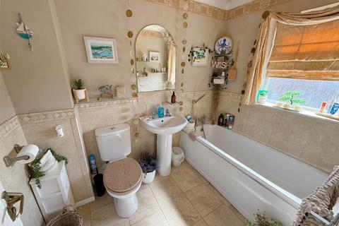 14 Scott Close, Bidford On Avon, Alcester, B50 4HY
