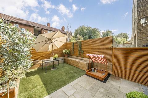 4 bedroom house for sale, Amesbury Avenue, London SW2