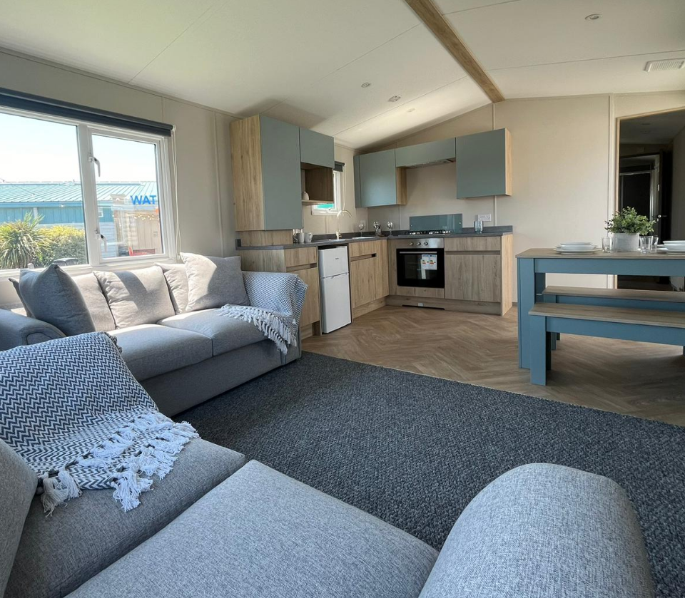 Seal Bay Resort - Victory - Lifestyle - 2023   For