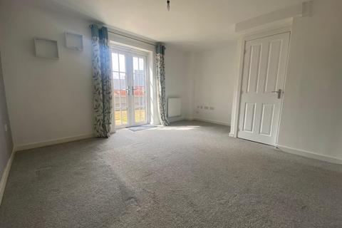 undefined, Pianoforte Road, Roade, NN7 2QN