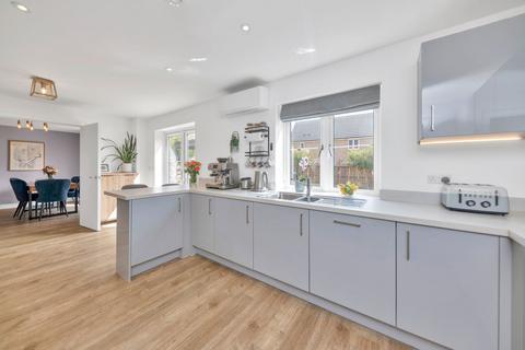 4 bedroom detached house for sale, Ash Road, Ely CB7