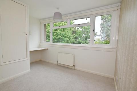 13 Craneford Close, Twickenham, TW2 7SD