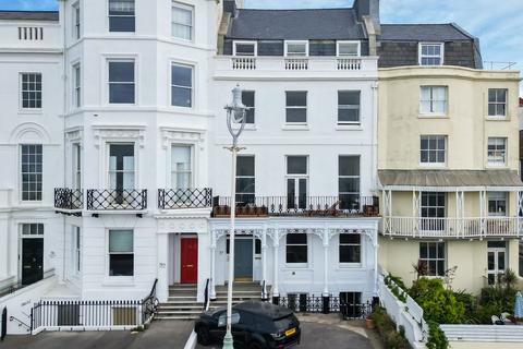 3 bedroom flat for sale, Marine Parade, Brighton, BN2
