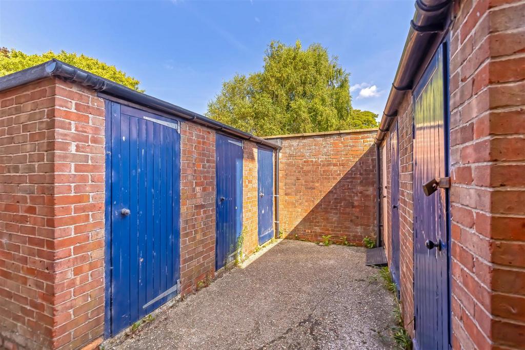 For Sale by Aspire Residential   Limbrick Lane
