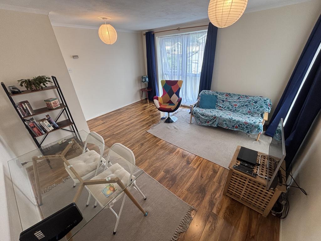 Living room (second image)
