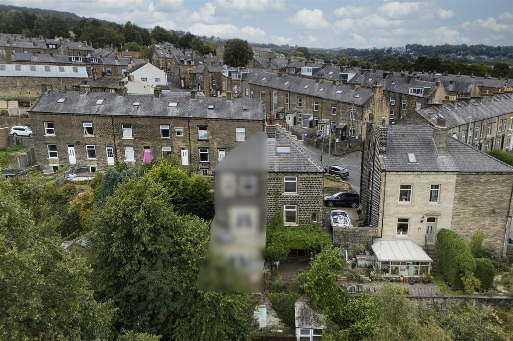 B Bramleys Estate Agents - Height Green - Sowerby
