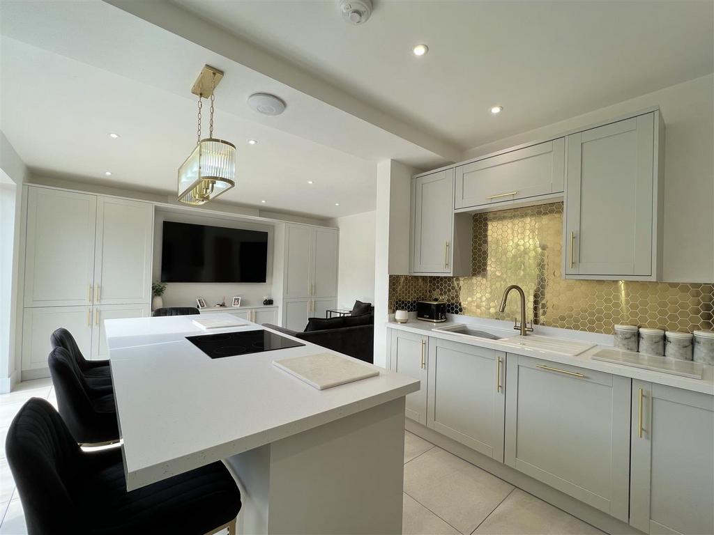 Kidderminster Road Hagley 1.jpg