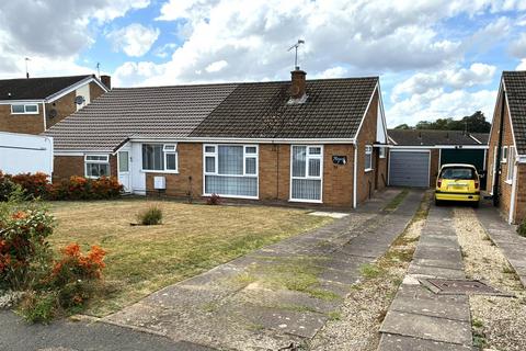 2 bedroom semi-detached bungalow for sale, Penzance Avenue, Wigston, Leicestershire