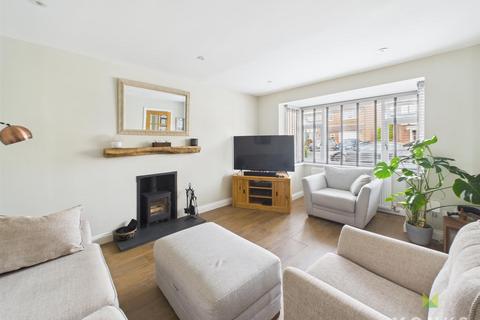 4 bedroom detached house for sale, Sedgeford Drive, Shrewsbury