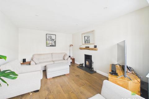 4 bedroom detached house for sale, Sedgeford Drive, Shrewsbury