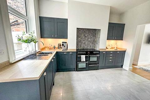 undefined, Sinderland Road, Broadheath, Altrincham, Greater Manchester, WA14