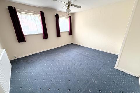 undefined, Warminster Avenue, Swindon, SN2