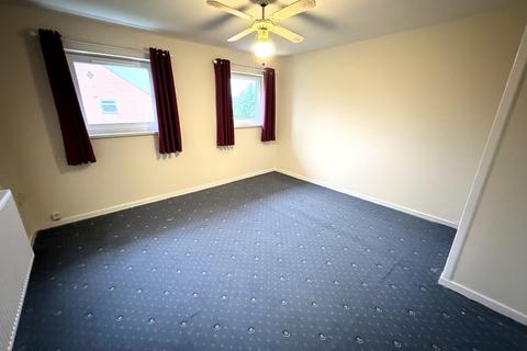 undefined, Warminster Avenue, Swindon, SN2
