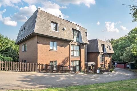 2 bedroom apartment for sale, Broadhurst Avenue, Edgware