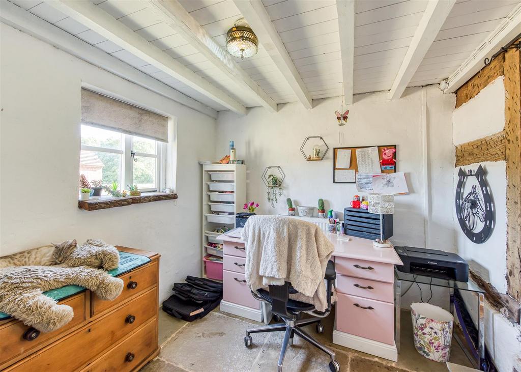 Leper House-internal-12.jpg