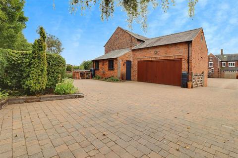 4 bedroom barn conversion for sale, Hind Heath Road, Sandbach