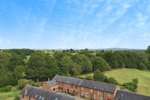 4 bedroom barn conversion for sale, Hind Heath Road, Sandbach