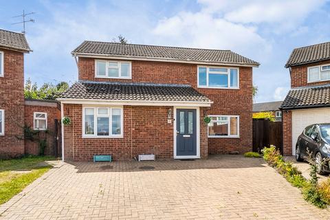 Dawlish Close, Bragbury End, Hertfordshire, SG2