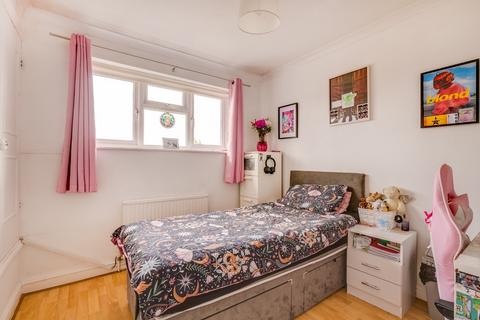 63 Dawlish Close, Stevenage, SG2 8UQ