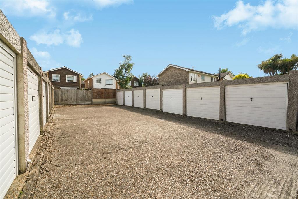 29 Chestnut Court - Osxn ZFhr Rn Ic TN3ag Udg.jpg