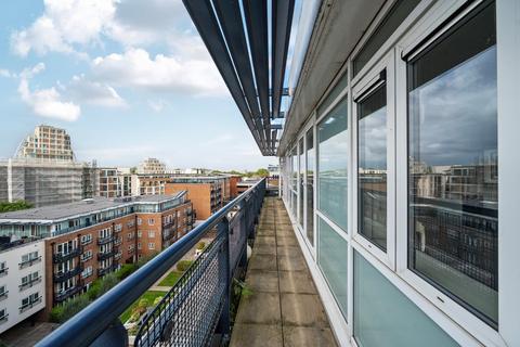 3 bedroom flat for sale, Seven Kings Way, Kingston Upon Thames, Surrey, KT2