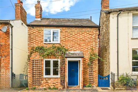 undefined, Main Street, Buckingham MK18