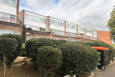 undefined, , Oakleigh Court, - Avenue Road, Southall