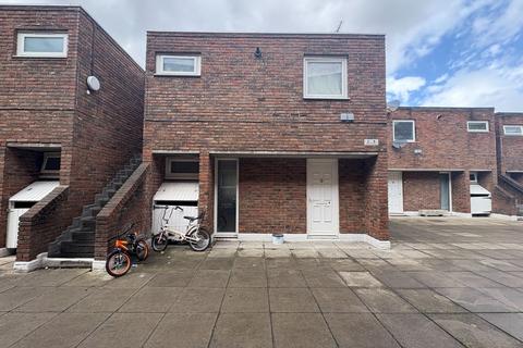 undefined, , Oakleigh Court, - Avenue Road, Southall