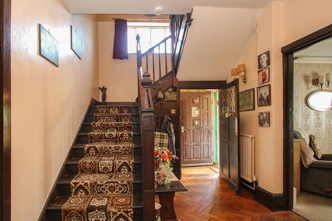5 bedroom property for sale, Rue du Hurel, St Martin's, Guernsey, GY4
