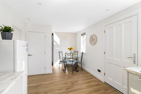 6 Elmfield Park, Dalkeith, EH22 1ER