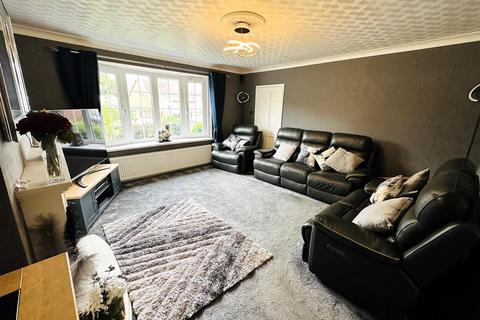 5 bedroom semi-detached bungalow for sale, Garth Lane, Hook, Goole