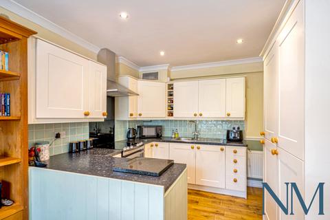 2 bedroom end of terrace house for sale, Tunbridge Wells TN4