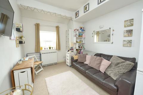 undefined, Victoria Road, Aldershot GU11
