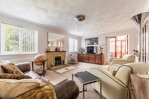 4 bedroom detached bungalow for sale, Main Road, North Burlingham