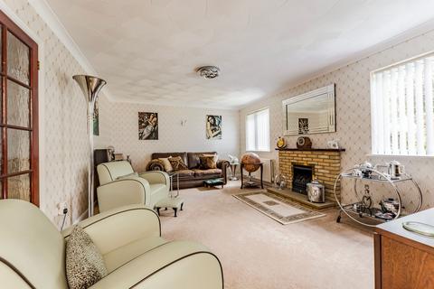 4 bedroom detached bungalow for sale, Main Road, North Burlingham