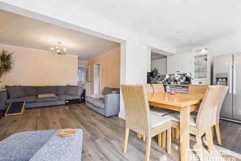 4 bedroom semi-detached house for sale, Tyrone Close, Billericay
