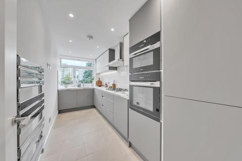 2 bedroom flat for sale, Sheringham, St. John's Wood Park, St. John's Wood, London, NW8