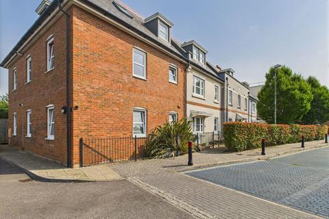 2 bedroom penthouse for sale, Orme Road, Worthing BN11 4FG