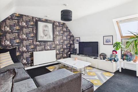 2 bedroom penthouse for sale, Orme Road, Worthing BN11 4FG
