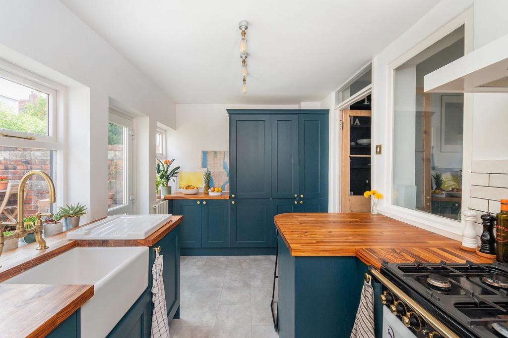 2 W2 RWL - Kitchen C.jpg