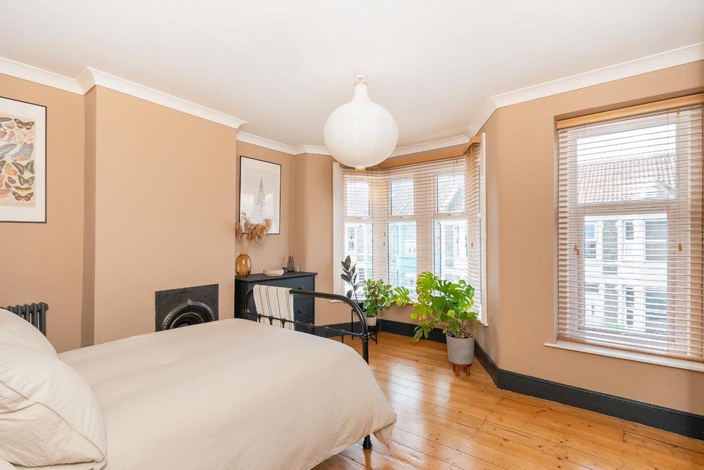 2 W2 RWL - Bedroom D.jpg
