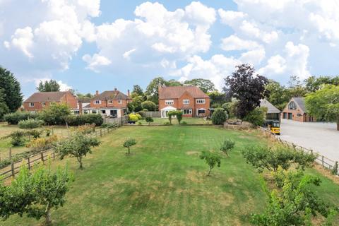 24 Station Road, Helpringham, Sleaford, NG34 0RB