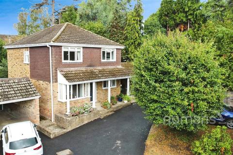 undefined, Perryhill Drive, Sandhurst, Berkshire