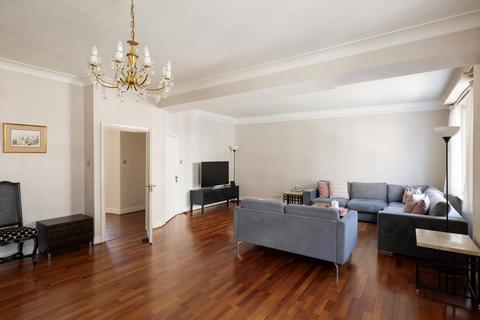 4 bedroom flat for sale, Kensington Church Street, London, W8