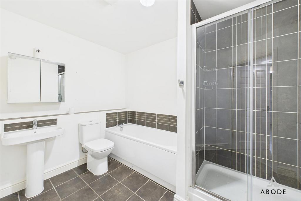 CAM02544 G0-PR0254-STILL010.jpg