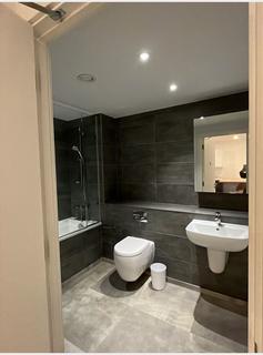 2 bedroom apartment to rent, Embankment West, Mancehster, M3