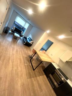 2 bedroom apartment to rent, Embankment West, Mancehster, M3