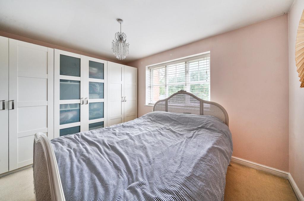 1345367-11-68af3d...